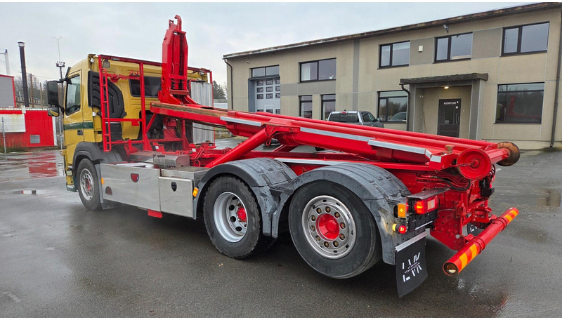 Volvo FM420 6X2*4 - Hook lift truck: picture 4 Volvo FM420 6X2*4 - Hook lift truck: picture 4