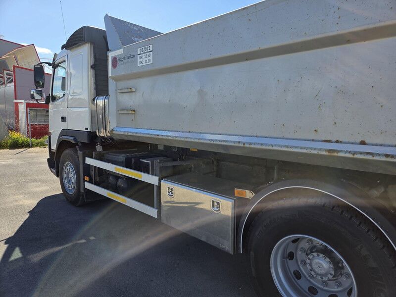 Volvo FMX 6X2 410 - Tipper: picture 5 Volvo FMX 6X2 410 - Tipper: picture 5