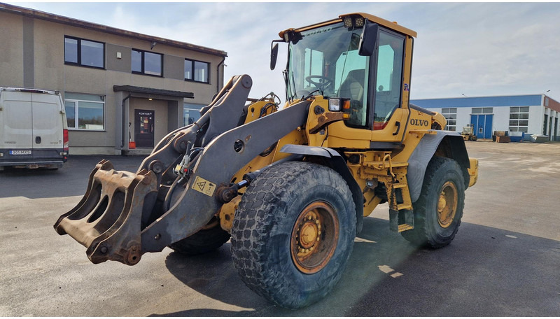Volvo L90F - Wheel loader: picture 1 Volvo L90F - Wheel loader: picture 1