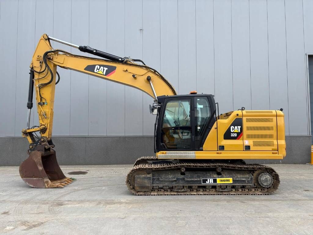 CAT 320 - Crawler excavator: picture 1 CAT 320 - Crawler excavator: picture 1
