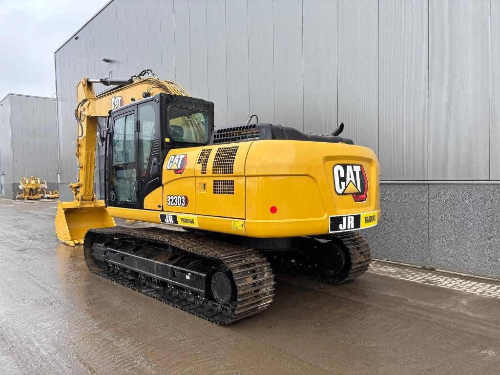CAT 323 D3 (New / Non-CE) - Crawler excavator: picture 3 CAT 323 D3 (New / Non-CE) - Crawler excavator: picture 3