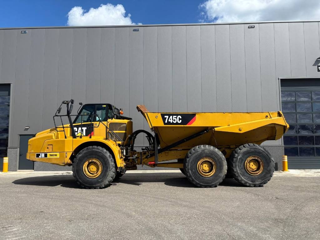 CAT 745 C (CE /Low Hours) - Articulated dumper: picture 1 CAT 745 C (CE /Low Hours) - Articulated dumper: picture 1