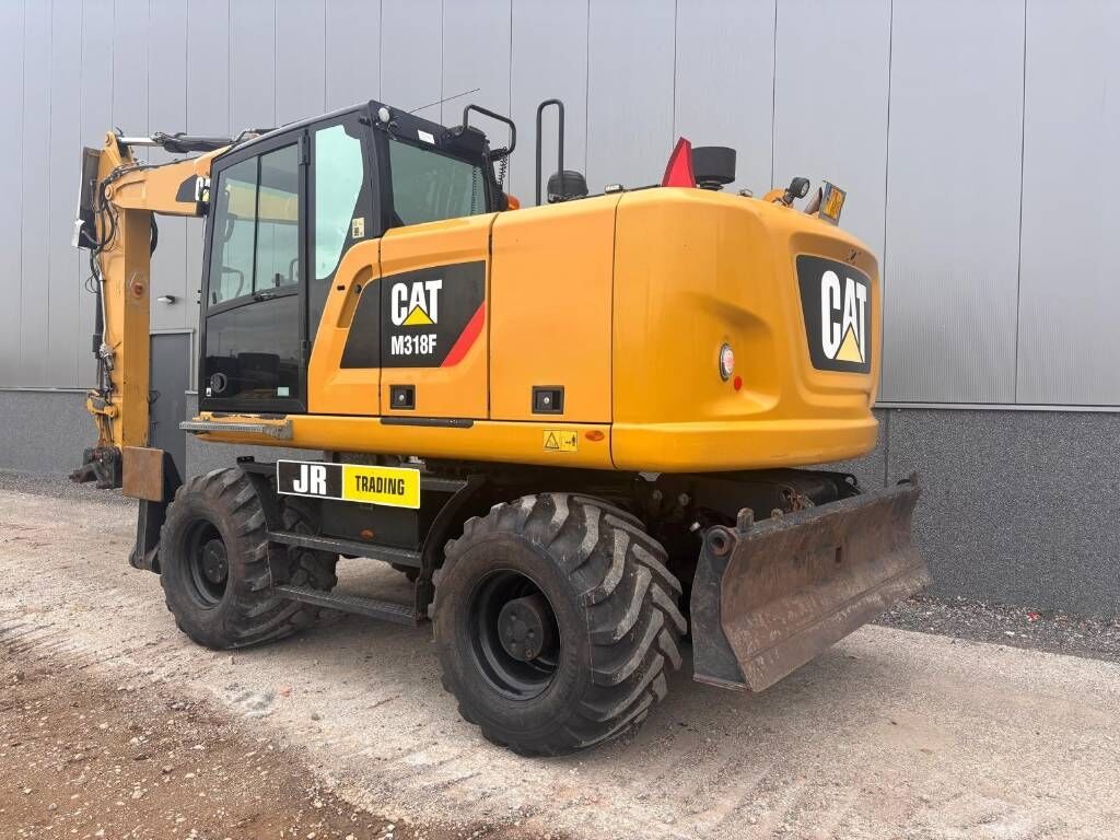CAT M 318 F - Wheel excavator: picture 3 CAT M 318 F - Wheel excavator: picture 3