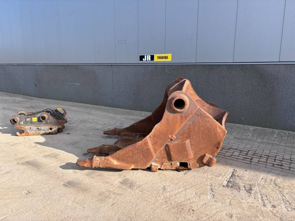 Gjerstad G90 Quickcoupler + S90 Bucket - Bucket for Construction machinery: picture 2 Gjerstad G90 Quickcoupler + S90 Bucket - Bucket for Construction machinery: picture 2