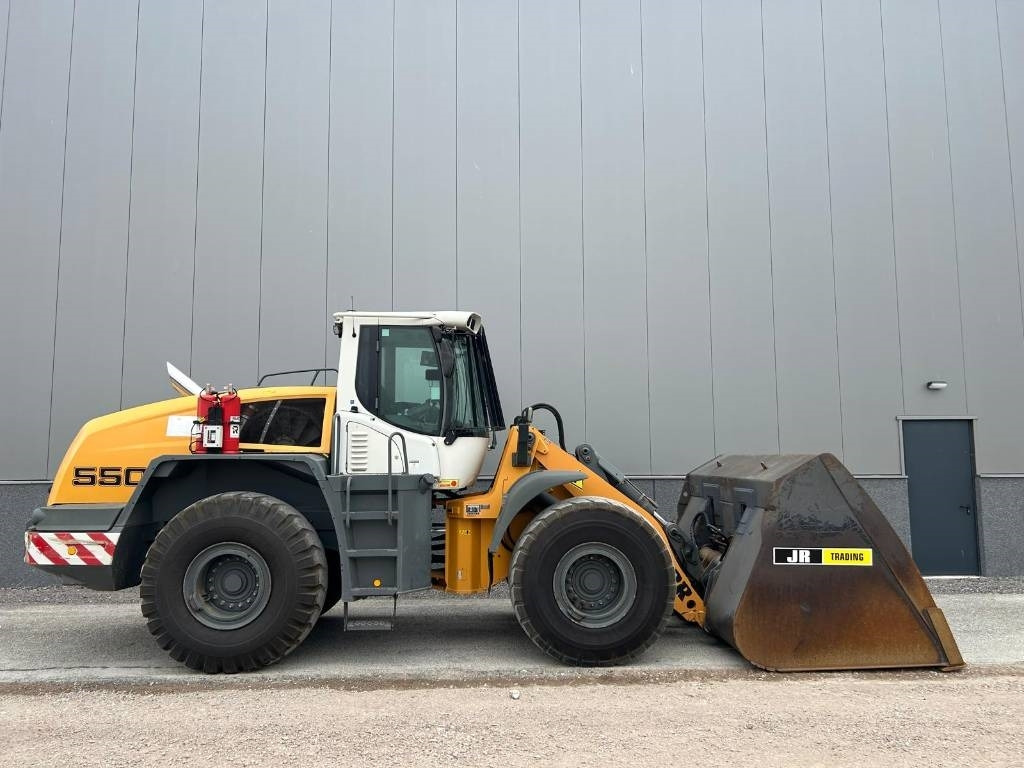 Leasing of Liebherr L 550 (Comes with High-tip - Mit Hochkipper)  Liebherr L 550 (Comes with High-tip - Mit Hochkipper): picture 6