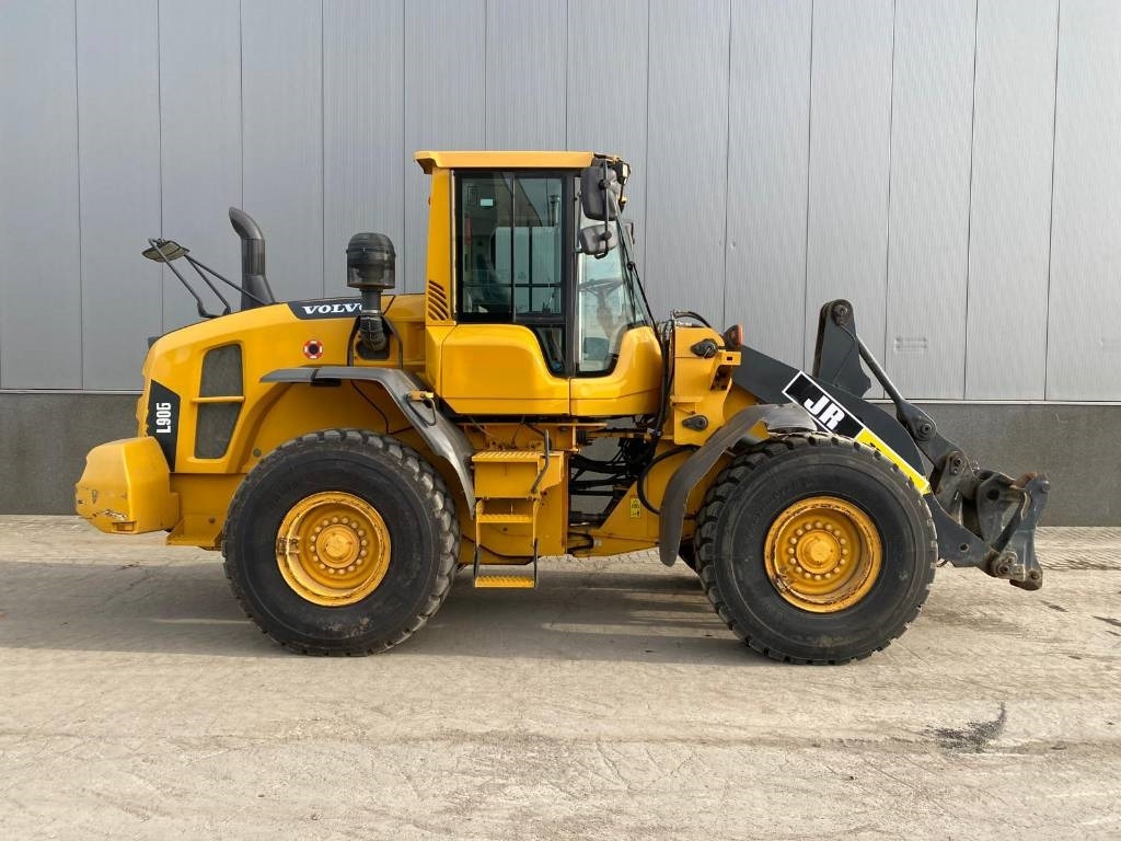 Wheel loader Volvo L 90 G: picture 6