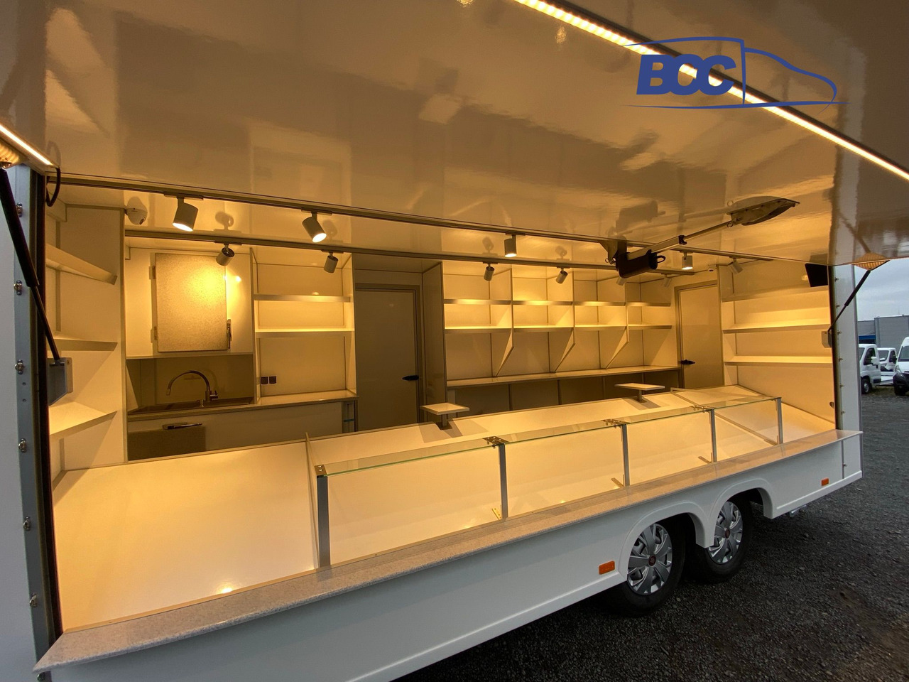 BCC POLSKA - FOOD TRUCK - MOBILNY SKLEP SPOŻYWCZY, AUTO SKLEP SPOŻYWCZY - PEUGEOT BOXER - Vending truck: picture 3 BCC POLSKA - FOOD TRUCK - MOBILNY SKLEP SPOŻYWCZY, AUTO SKLEP SPOŻYWCZY - PEUGEOT BOXER - Vending truck: picture 3