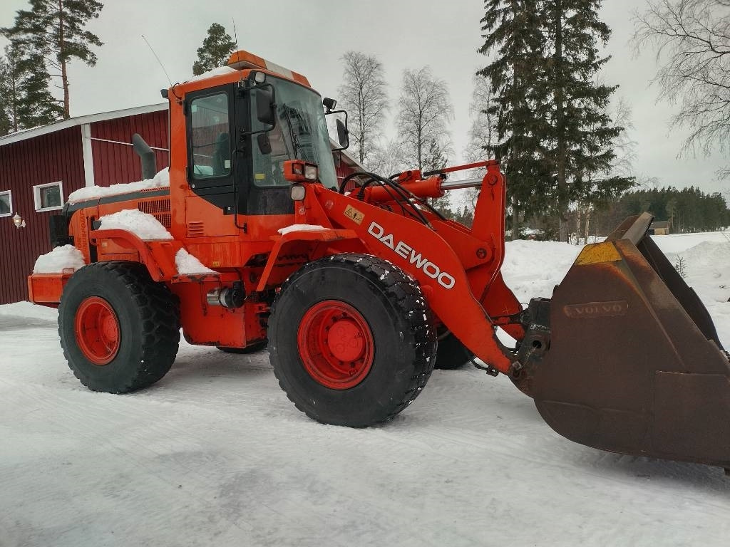 Daewoo 200-V Mega - Wheel loader: picture 2 Daewoo 200-V Mega - Wheel loader: picture 2