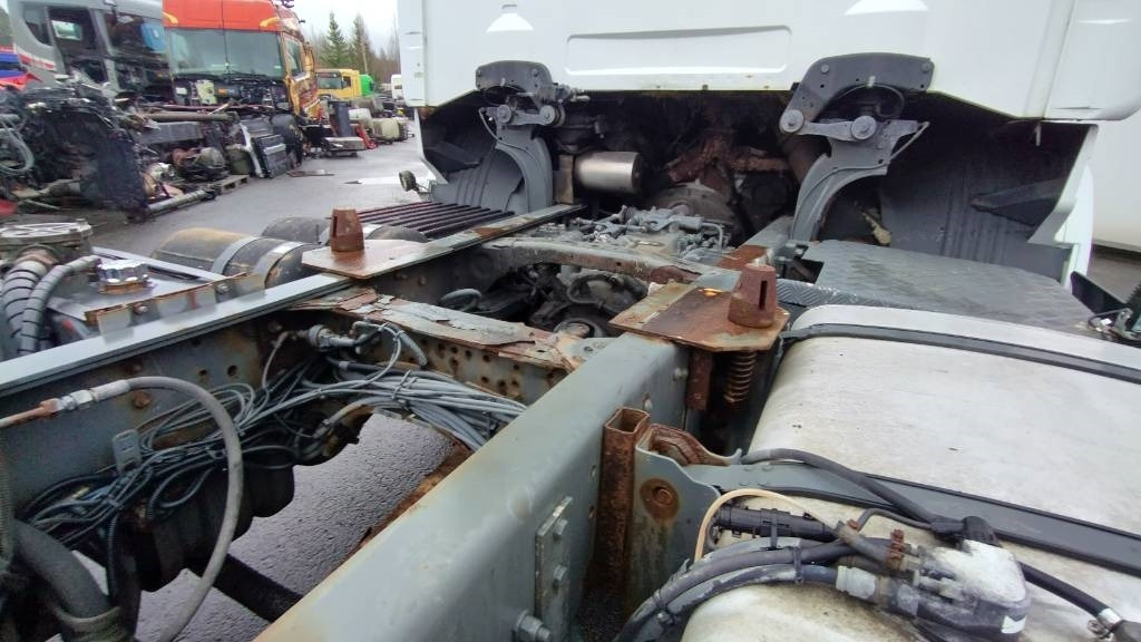 Scania R164 480 rautajouset,av4100mm , ADR. HIENO!! - Cab chassis truck: picture 3 Scania R164 480 rautajouset,av4100mm , ADR. HIENO!! - Cab chassis truck: picture 3