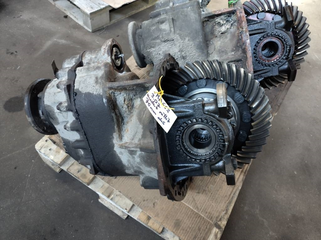 Scania RB662 3,07 - Axle and parts for Truck: picture 1 Scania RB662 3,07 - Axle and parts for Truck: picture 1