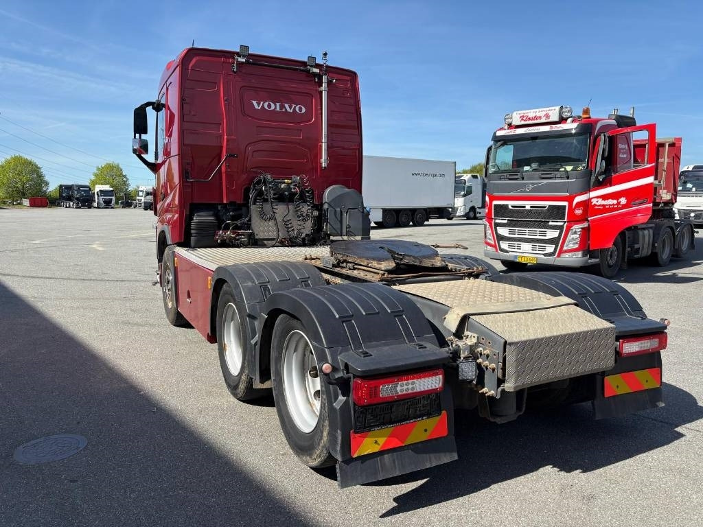 Volvo FH13 540 6x4 Hydrauliikka,nouseva teliveto - Tractor unit: picture 2 Volvo FH13 540 6x4 Hydrauliikka,nouseva teliveto - Tractor unit: picture 2