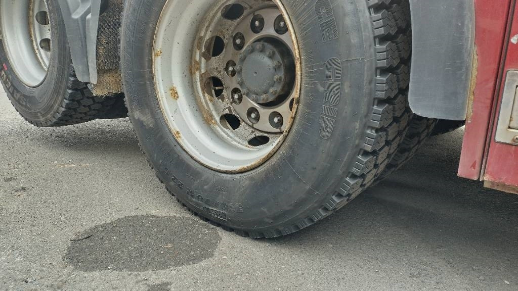 Volvo FH13 6x4 nouseva teliveto, HYDR!! - Tractor unit: picture 3 Volvo FH13 6x4 nouseva teliveto, HYDR!! - Tractor unit: picture 3