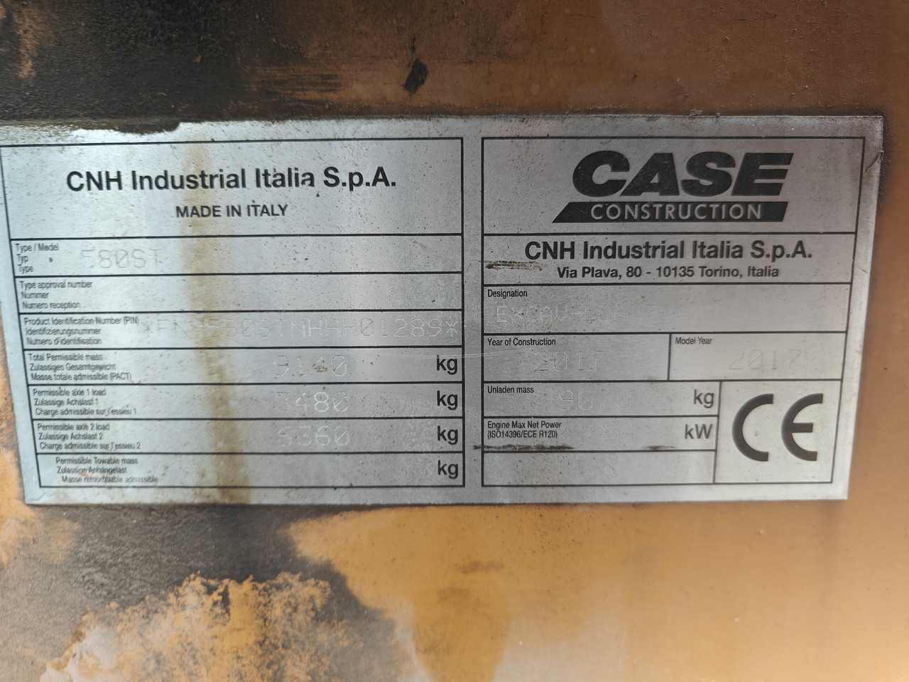 Backhoe loader CASE 580ST: picture 10