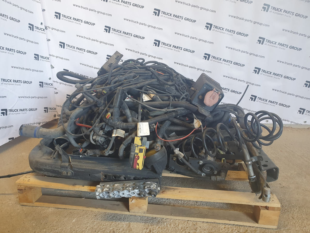 IVECO IVECO STRALIS EURO6 complete wiring harness, engine wiring, cab wiring, wiring set, frame wiring, cables 5801679758, 5801801250, 5801692062, 5801725016, 5801418770, 5801270108, 41246407, 41242608, 412 - Cables/ Wire harness for Truck: picture 1 IVECO IVECO STRALIS EURO6 complete wiring harness, engine wiring, cab wiring, wiring set, frame wiring, cables 5801679758, 5801801250, 5801692062, 5801725016, 5801418770, 5801270108, 41246407, 41242608, 412 - Cables/ Wire harness for Truck: picture 1