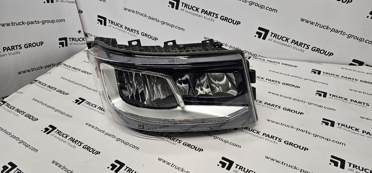 SCANIA Scania headlight S line EURO 6, lamps 2674390, 2379882, 2655848, 2674391, 2379886, 2655849, 2674392, 2674412, 2338121, 2338122, 2338273, 2338275, 2338281, 2338282, 2311420, 2295953, 2529168, 2346372, - Headlight for Truck: picture 2 SCANIA Scania headlight S line EURO 6, lamps 2674390, 2379882, 2655848, 2674391, 2379886, 2655849, 2674392, 2674412, 2338121, 2338122, 2338273, 2338275, 2338281, 2338282, 2311420, 2295953, 2529168, 2346372, - Headlight for Truck: picture 2