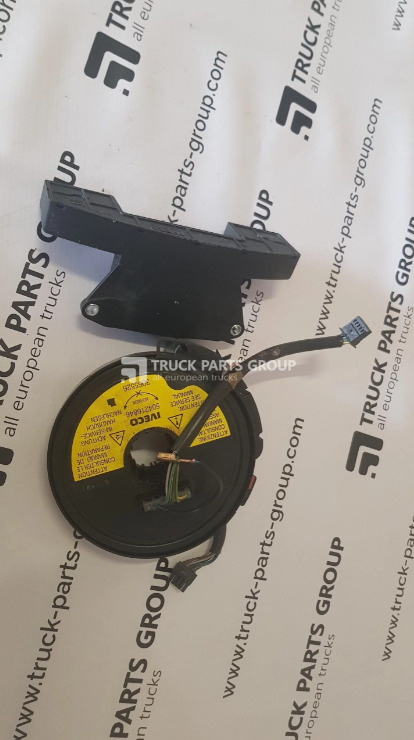 IVECO IVECO STRALIS EURO6 steering wheel switch control, understeering electric units 504216846, 504216846, 41221141, 5802176765, 41221220. - Spare parts for Truck: picture 1 IVECO IVECO STRALIS EURO6 steering wheel switch control, understeering electric units 504216846, 504216846, 41221141, 5802176765, 41221220. - Spare parts for Truck: picture 1