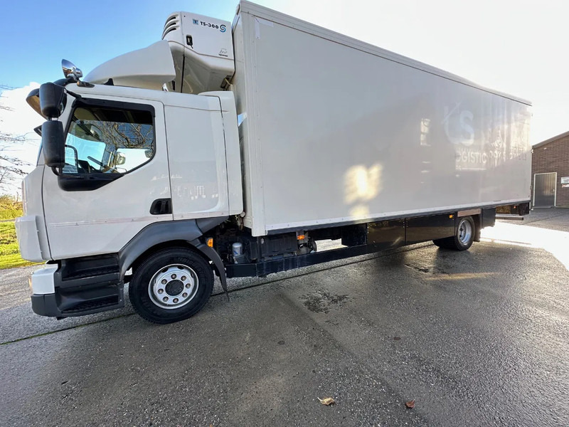 Volvo FL / THERMOKING TS 300 + HEATER FOR PLANTS / EURO5 / SIDE DOOR - Refrigerator truck: picture 3 Volvo FL / THERMOKING TS 300 + HEATER FOR PLANTS / EURO5 / SIDE DOOR - Refrigerator truck: picture 3