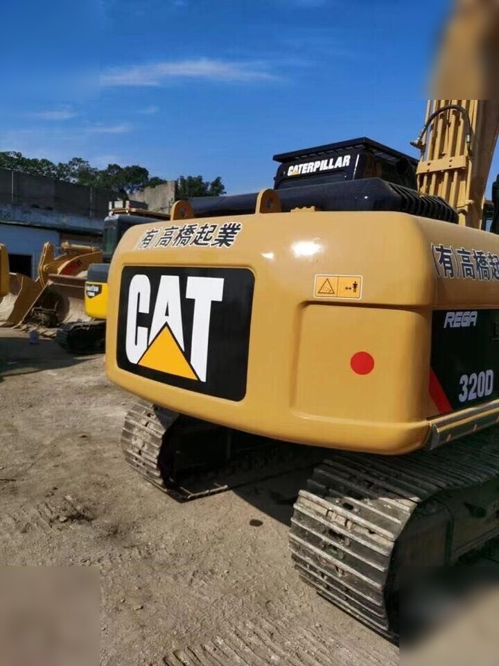 Crawler excavator CATERPILLAR 320D: picture 6 Crawler excavator CATERPILLAR 320D: picture 6