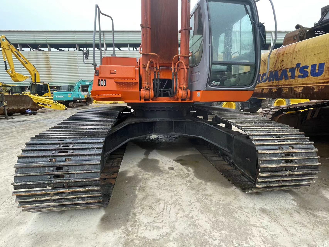 HITACHI ZX350LCH-1 - Crawler excavator: picture 2 HITACHI ZX350LCH-1 - Crawler excavator: picture 2