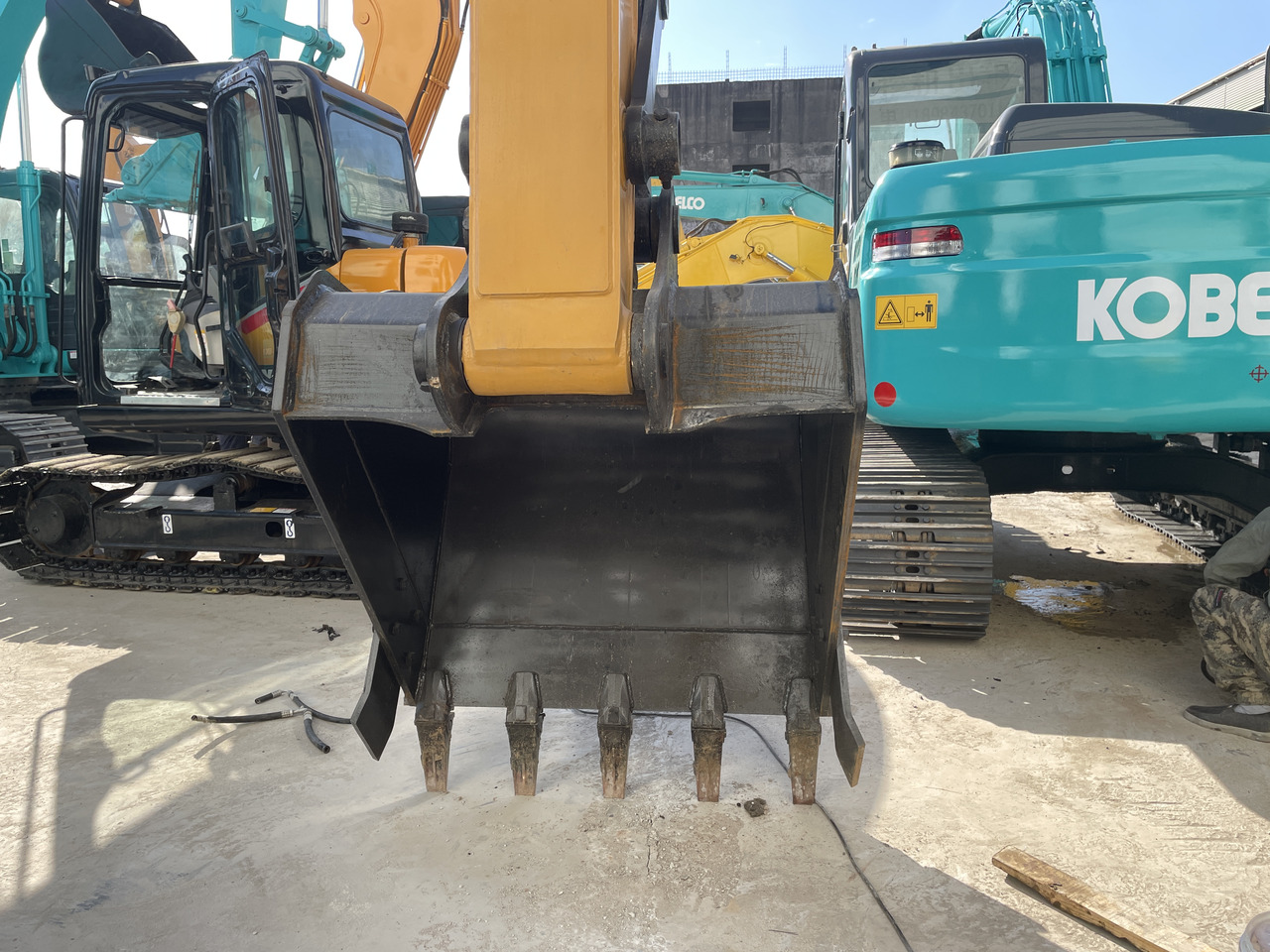 SANY SY215C - Crawler excavator: picture 3 SANY SY215C - Crawler excavator: picture 3