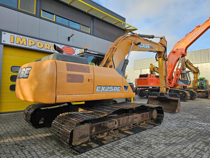 Case CX250C - Crawler excavator: picture 4 Case CX250C - Crawler excavator: picture 4