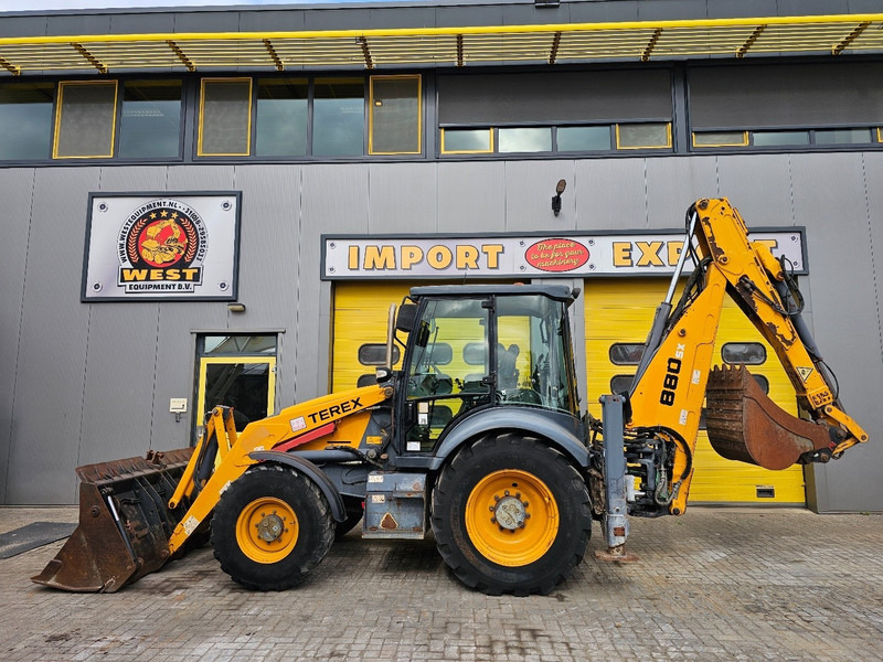 Backhoe loader Terex 880SX: picture 1