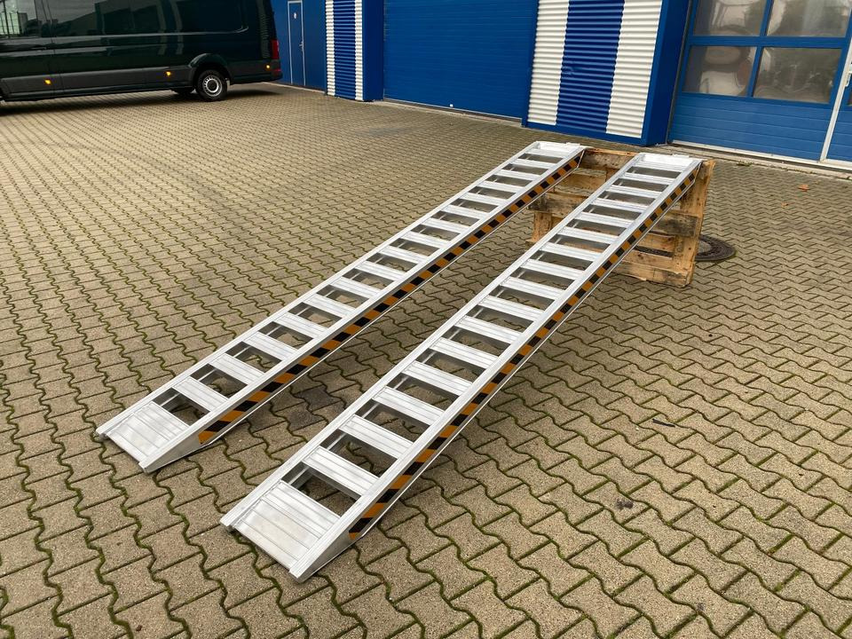 Alurampen Satz 3,50M 2000KG Minibagger Minilader Quad Auffahrrampe *INKL.19% MWST* - Loading ramp: picture 4 Alurampen Satz 3,50M 2000KG Minibagger Minilader Quad Auffahrrampe *INKL.19% MWST* - Loading ramp: picture 4
