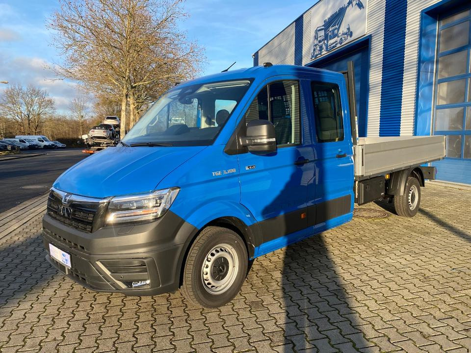 MAN TGE 3.180 4x4 Doka Pritsche Lang *INKL.19% MWT* AUTOMATIK*LED*CAM*AHK*TEMPO*STANDHZG*UVM* - Flatbed van, Combi van: picture 4 MAN TGE 3.180 4x4 Doka Pritsche Lang *INKL.19% MWT* AUTOMATIK*LED*CAM*AHK*TEMPO*STANDHZG*UVM* - Flatbed van, Combi van: picture 4