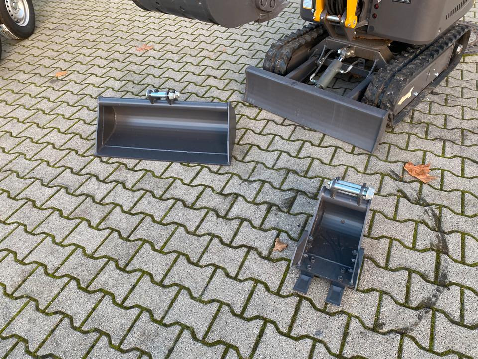 Minibagger BK950KS im Komplettpaket mit Kippanhänger und Auffahrrampen *INKL.19% MWST*BERGER KRAUS*SOFORT!* - Mini excavator: picture 5 Minibagger BK950KS im Komplettpaket mit Kippanhänger und Auffahrrampen *INKL.19% MWST*BERGER KRAUS*SOFORT!* - Mini excavator: picture 5