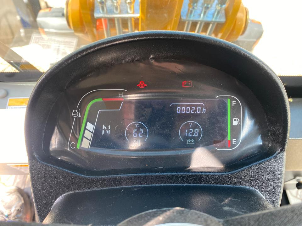 Compact loader Radlader / Hoflader BK906 mit Kabine *INKL.19% MWST*PERKINS*BERGER KRAUS*GABELPAKET*CE*EURO*: picture 12 Compact loader Radlader / Hoflader BK906 mit Kabine *INKL.19% MWST*PERKINS*BERGER KRAUS*GABELPAKET*CE*EURO*: picture 12