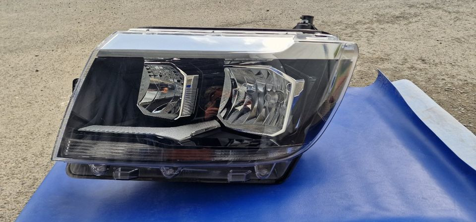 VW Crafter/ MAN TGE Halogen Scheinwerfer Links 7C1.941.005 - Headlight for Truck: picture 1 VW Crafter/ MAN TGE Halogen Scheinwerfer Links 7C1.941.005 - Headlight for Truck: picture 1