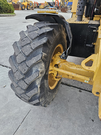 Backhoe loader CAT 428F2: picture 22 Backhoe loader CAT 428F2: picture 22