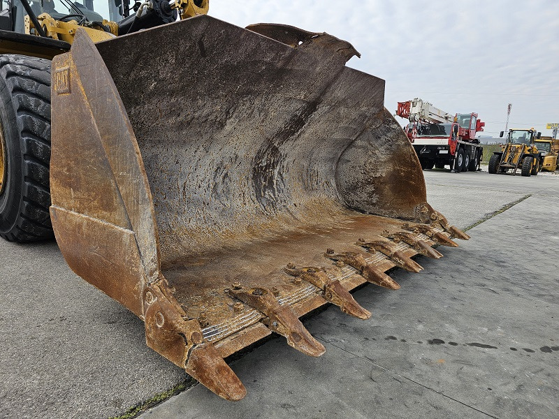 Wheel loader CATERPILLAR 966K: picture 18