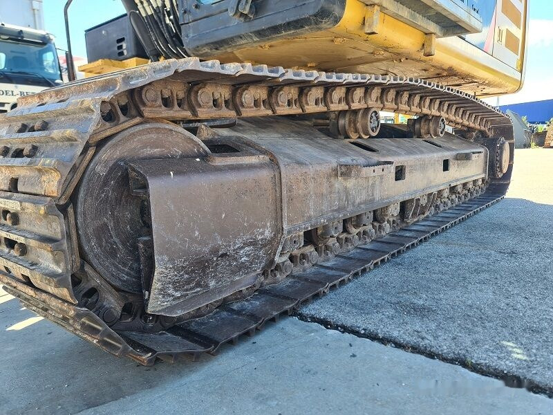Crawler excavator Caterpillar 329E: picture 21
