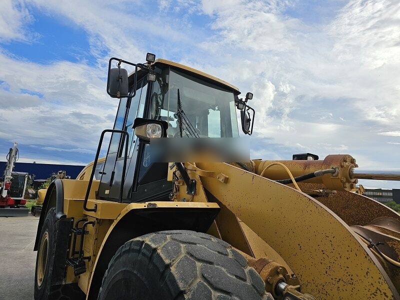 Wheel loader Caterpillar 962H: picture 7
