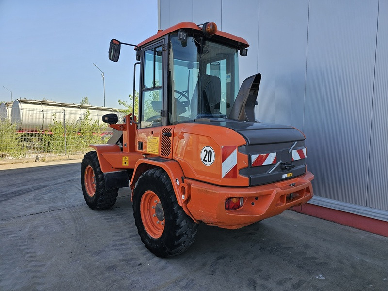 VOLVO L30G - Wheel loader: picture 3 VOLVO L30G - Wheel loader: picture 3