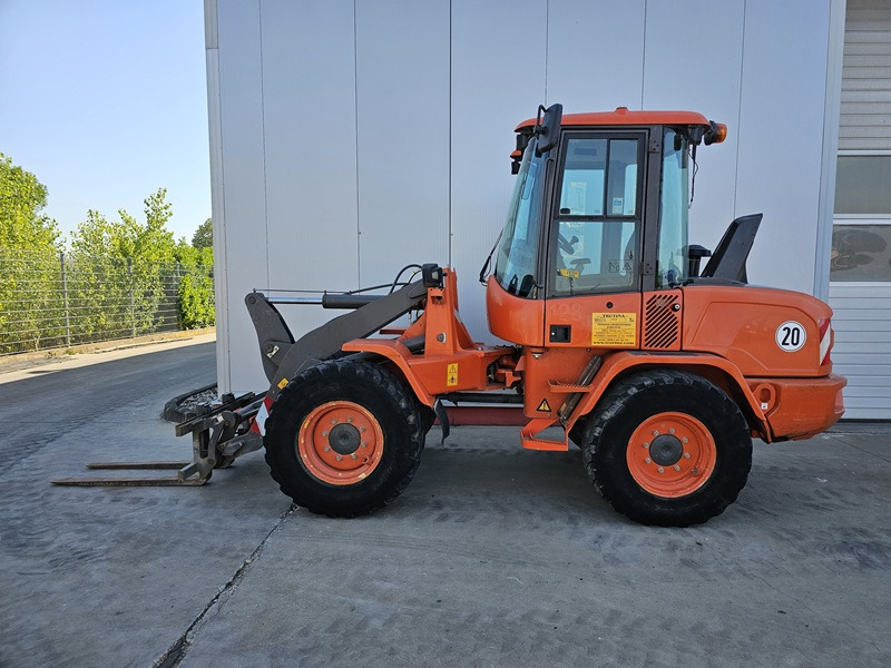 VOLVO L30G - Wheel loader: picture 2 VOLVO L30G - Wheel loader: picture 2