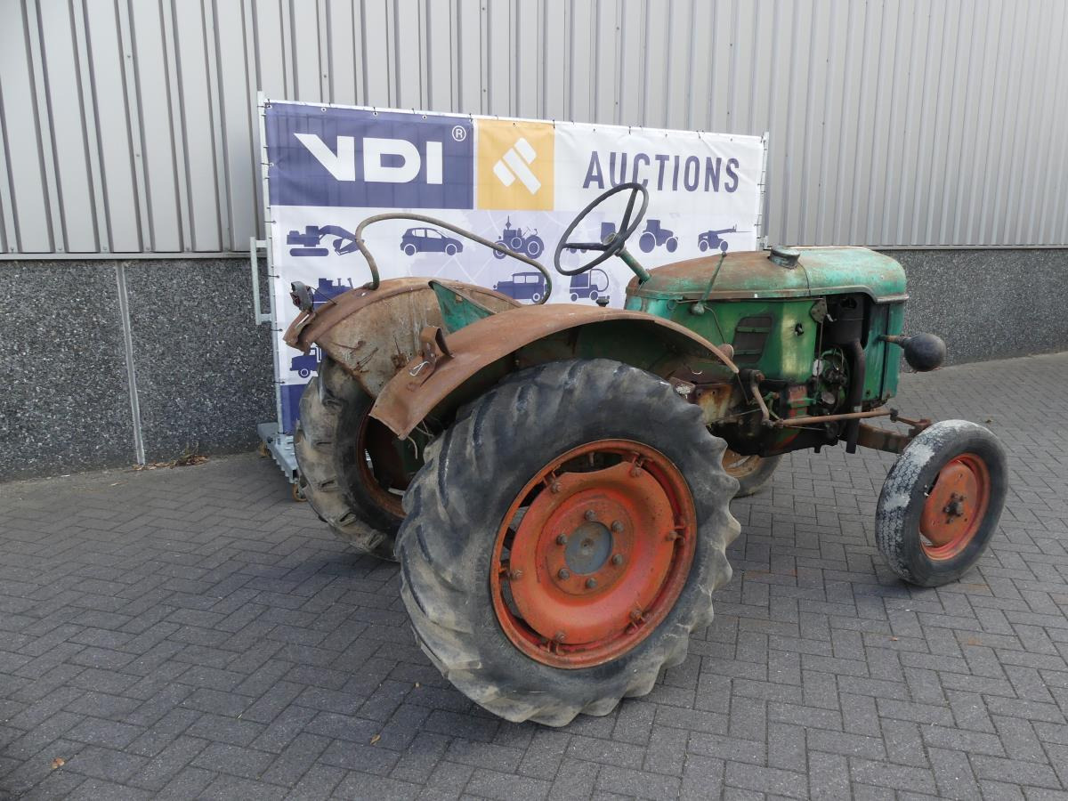 Farm tractor Deutz D15N: picture 37