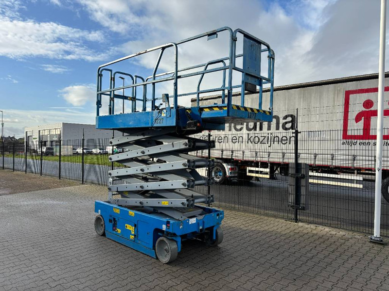 Genie GS-3246 - Scissor lift: picture 1 Genie GS-3246 - Scissor lift: picture 1