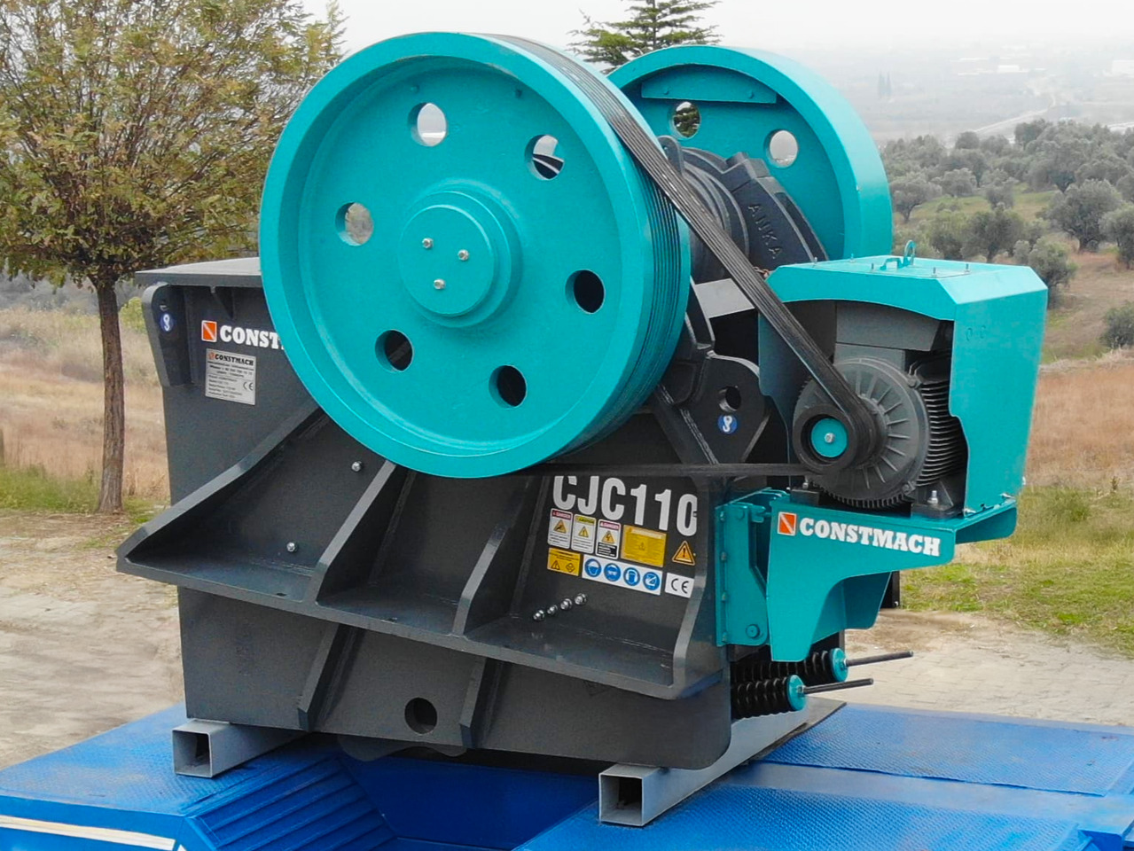 Constmach Delivery Of 60-110 Tph Jaw Crushers In Stock - Jaw crusher: picture 1 Constmach Delivery Of 60-110 Tph Jaw Crushers In Stock - Jaw crusher: picture 1
