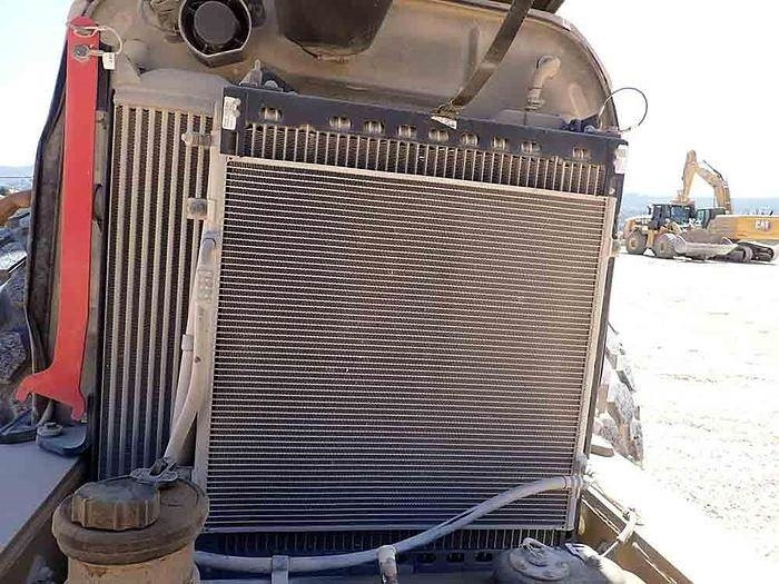 Vibratory plate CAT CS64B: picture 28