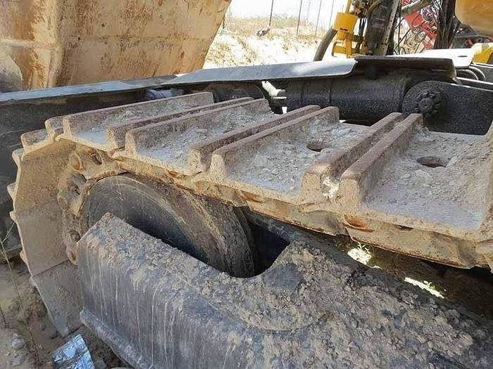 Crawler excavator Liebherr 944C: picture 20