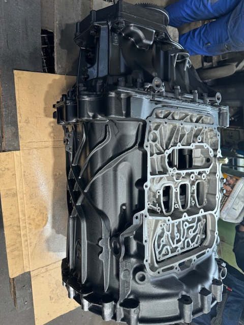 ZF 12TX2210 TD - Gearbox for Truck: picture 3 ZF 12TX2210 TD - Gearbox for Truck: picture 3