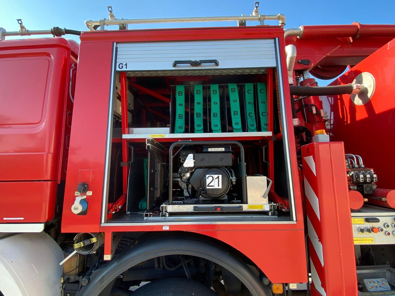 MAN 35.403 - Fire truck: picture 5 MAN 35.403 - Fire truck: picture 5