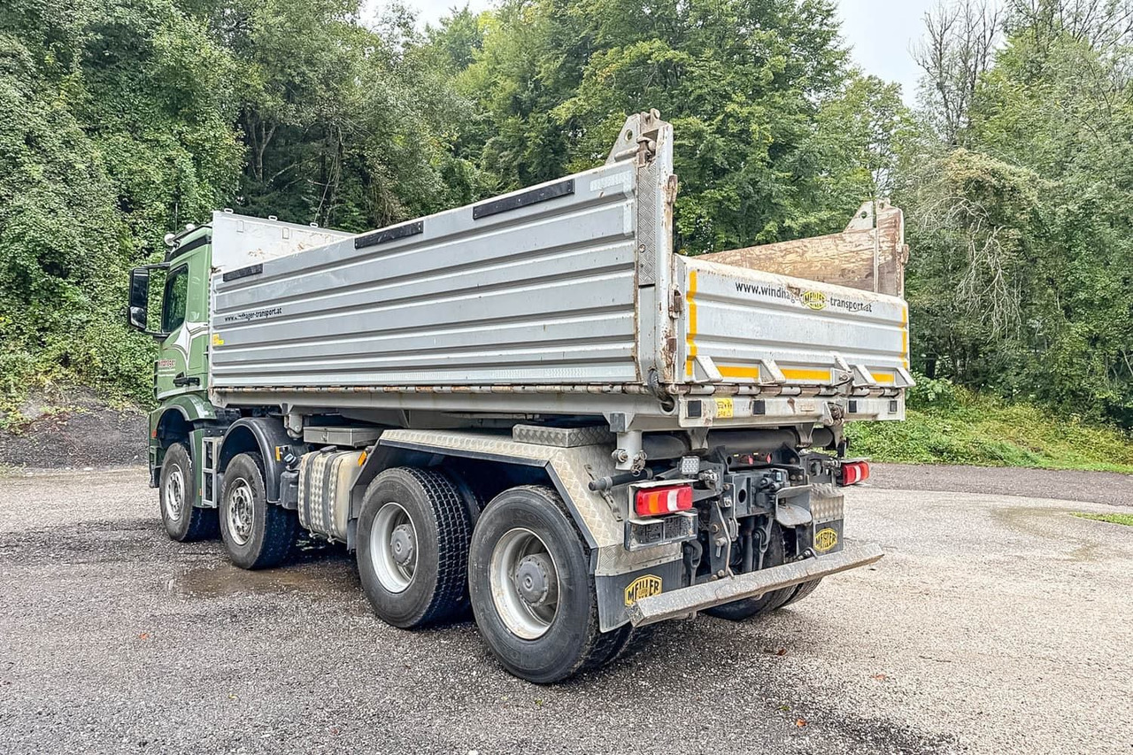 Mercedes-Benz Arocs 4152 - Tipper: picture 3 Mercedes-Benz Arocs 4152 - Tipper: picture 3