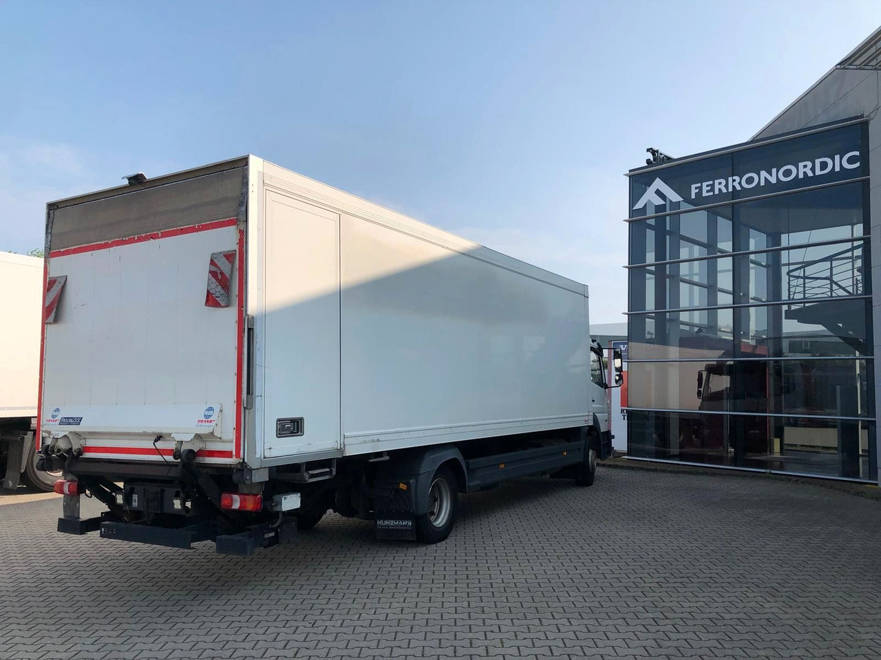 Mercedes-Benz Atego 1530 Frigoblock*3 Verdampfer+Trennwände - Refrigerator truck: picture 5 Mercedes-Benz Atego 1530 Frigoblock*3 Verdampfer+Trennwände - Refrigerator truck: picture 5