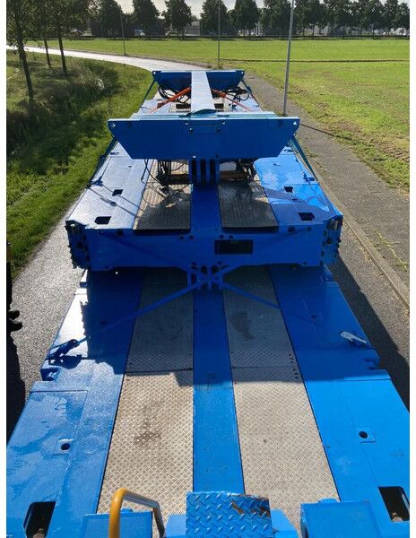 Semi-trailer SCHEUERLE Flatcombi Equipment: picture 15