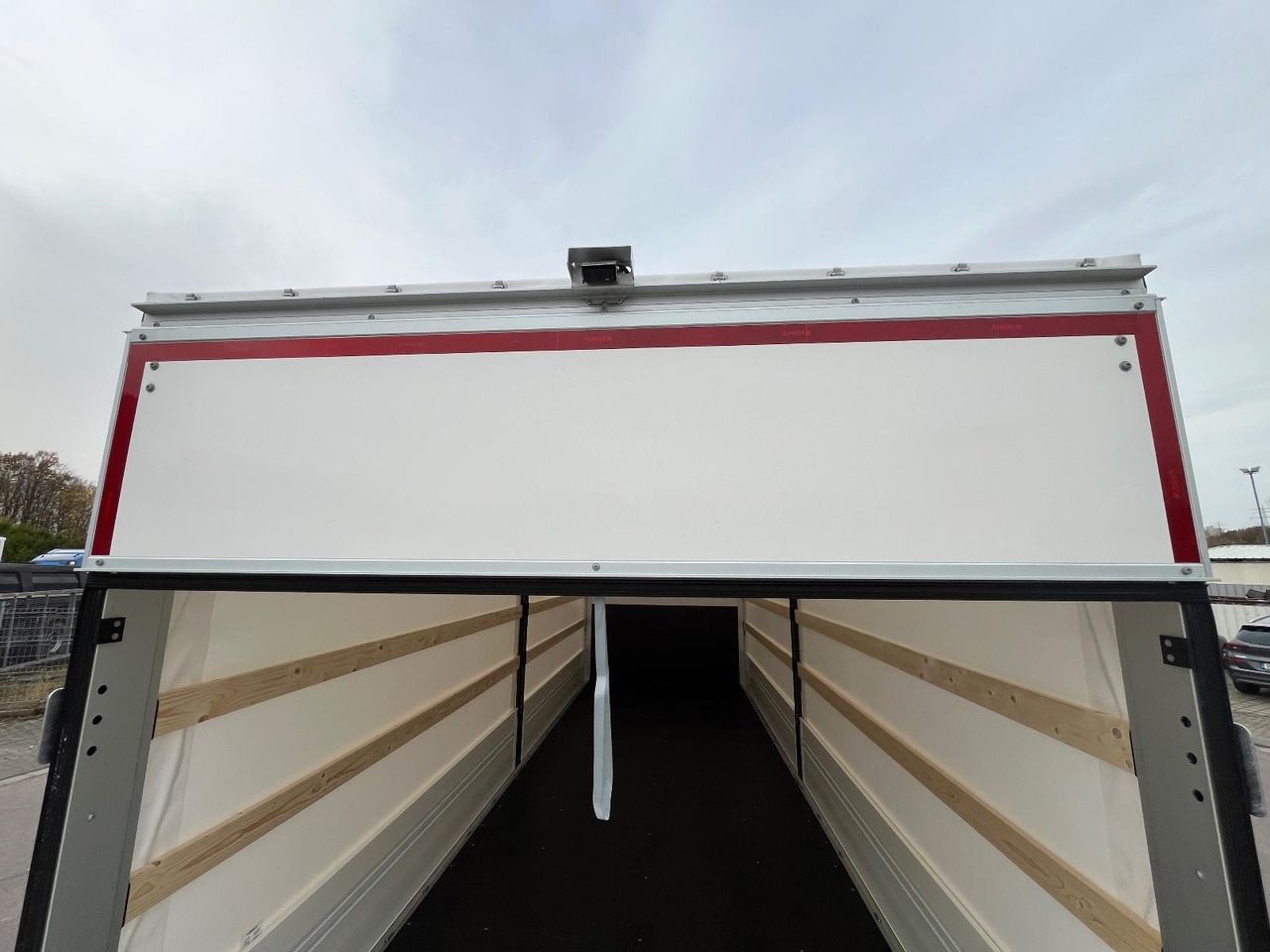 New Curtainsider truck Renault D 16 4x2 Pritsche + Plane: picture 12 New Curtainsider truck Renault D 16 4x2 Pritsche + Plane: picture 12
