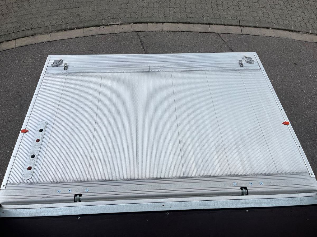 Box van Renault MASTER HUMBAUR KOFFER: picture 9