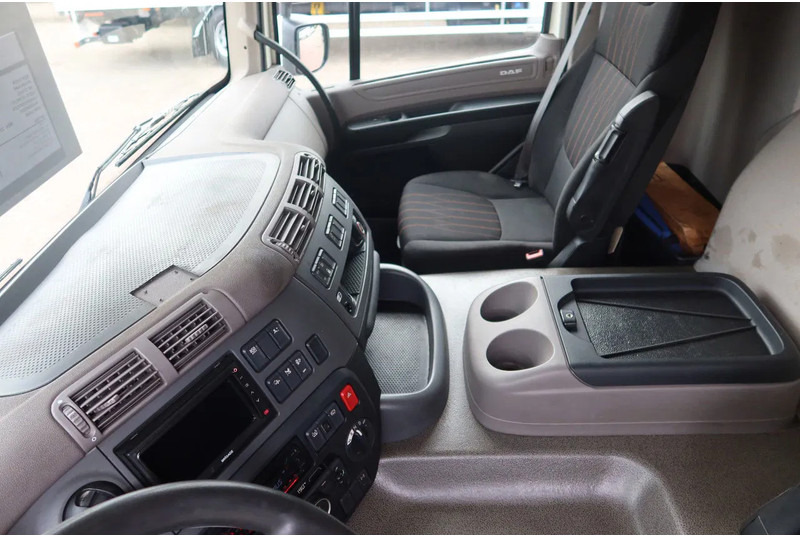 DAF CF 290 FA Bak+ klep Dhollandia 2000 kg - Box truck: picture 5 DAF CF 290 FA Bak+ klep Dhollandia 2000 kg - Box truck: picture 5